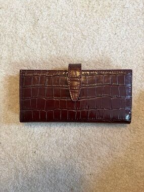 Sezane Brown Croc-Embossed Leather Clutch Wallet